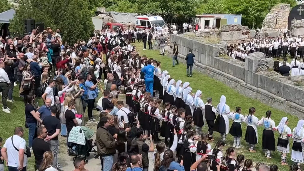 Smotra folklora (Foto printskrin jutjub@Radio Goraždevac)