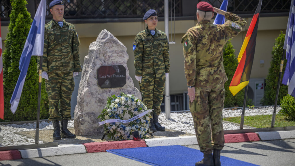 KFOR obeležio 26 godina postojanja KFOR obeležio 26 godina postojanja (Foto KFOR)