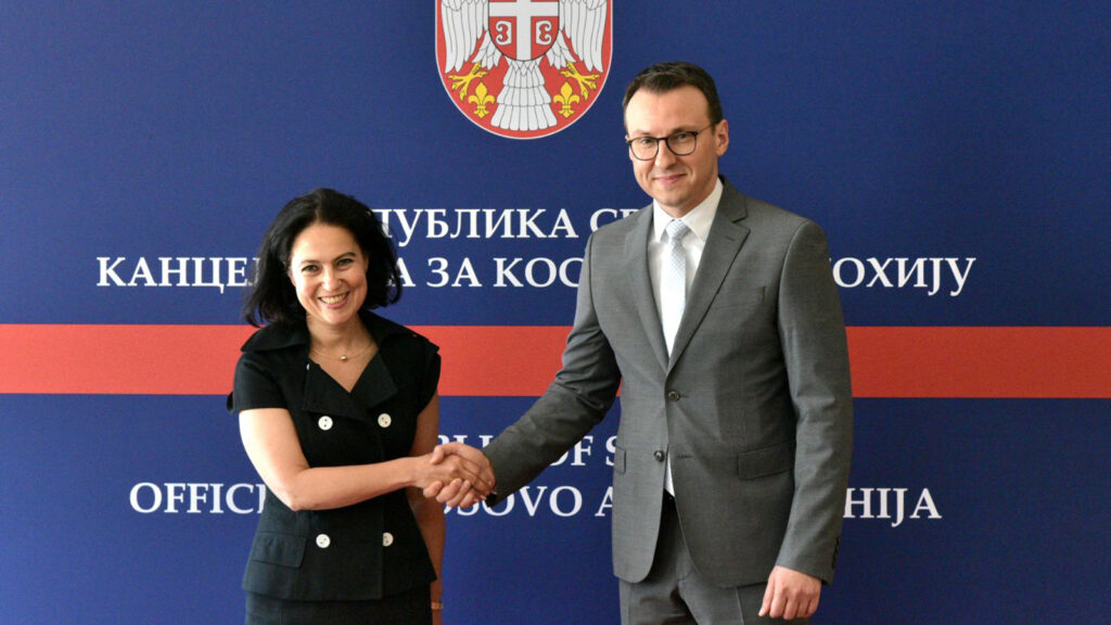 Petković sa Krois: Neophodna hitna zaštita prava Srba na Kosovu i formiranje ZSO Petar Petković i Dominika Krois (Foto Kancelarija za KiM)