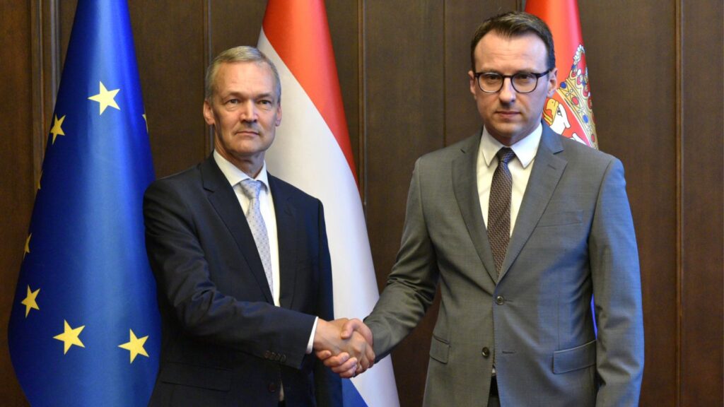 Petković sa holandskim ambasadorom: Priština potkopava dijalog i mir na Kosovu (Foto Kancelarija za KiM)