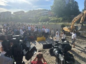 Kurti položio kamet temeljac za nova dva mosta u Mitrovici (Foto Kim)
