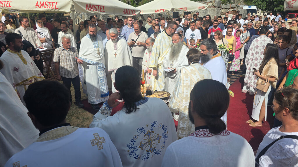 Obeležena manastirska slava Svetih Arhangela