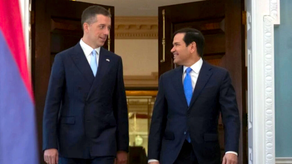Američki državni sekretar Marko Rubio i šef srpske diplomatije Marko Đurić (Foto Beta/AP/Mark Schiefelbein)