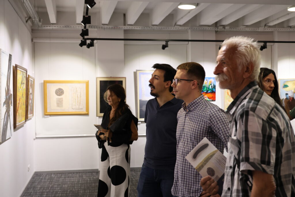 Svečano otvorena izložba „Prištinska škola“ u Beogradu (Foto Galerija umetnosti Priština)