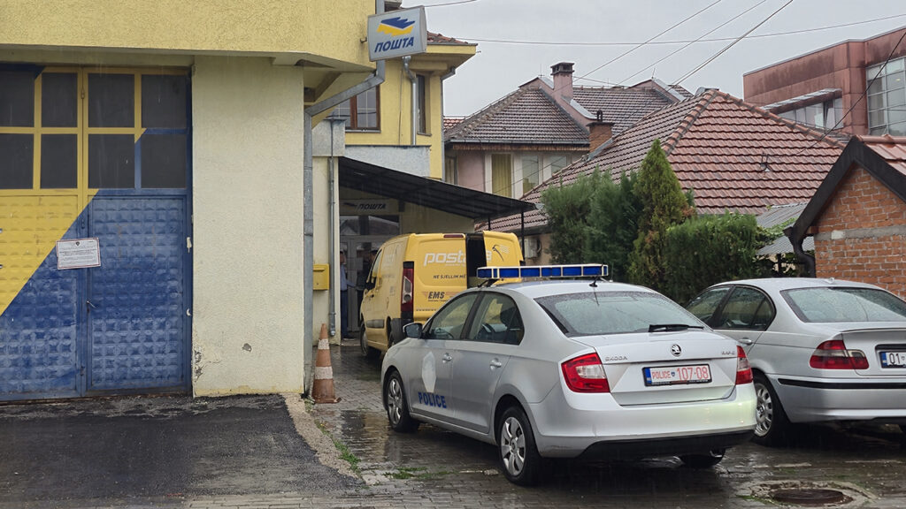 Preuzimanje objekta JP Pošta Srbije u Gračanici Preuzimanje objekta JP Pošta Srbije u Gračanici (Foto Kim)