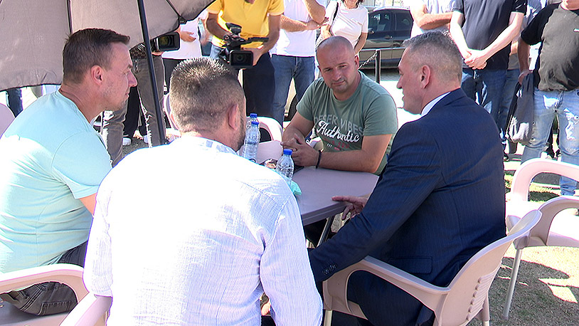 Rašić obišao štrajkače (Foto Kim)