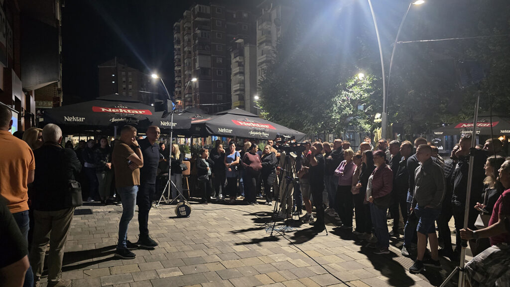 Kampanju za lokalne izbore Srpska lista započela u ponoć u Severnoj Mitrovici