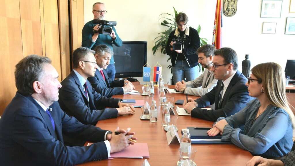 Petković sa predstavnikom UNMIK-a: Srbima na Kosovu ugrožena osnovna ljudska prava (Foto Kancelarija za KiM)