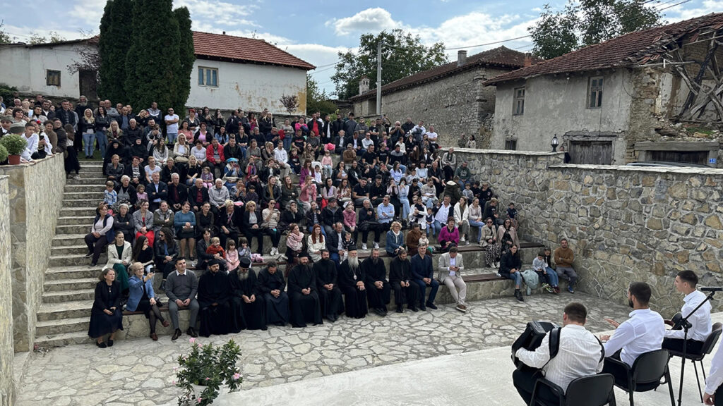 Velika Hoča proslavila Miholjdan Velika Hoča proslavila seosku slavu Miholjdan (Foto Radio Goraždevac)