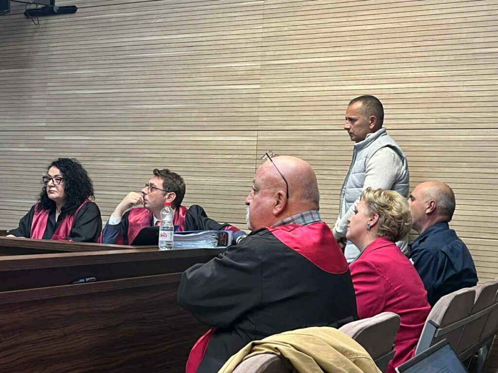 Sud u Prištini osudio dvojicu Srba zbog učešća u nemirima 2021. godine