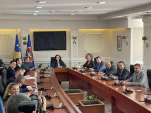 Lideri opozicije nakon sastanka sa Osmani: Kosovo treba što pre na izbore, Kurti traži još nekoliko dana (Foto Ekonomia onlajn)