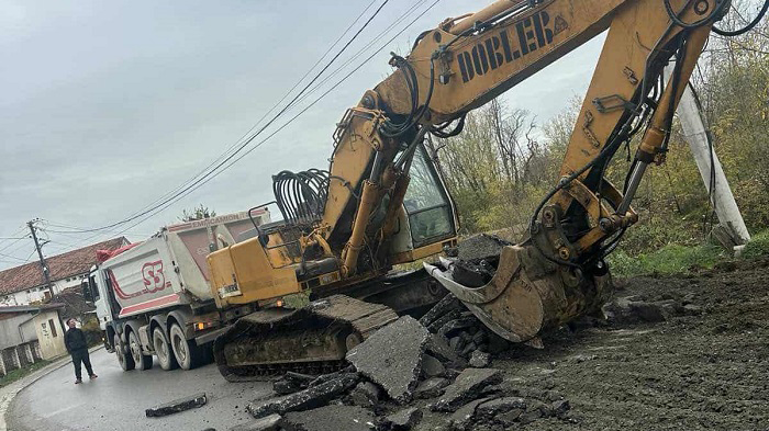 Počela rekonstrukcija Karađorđeve ulice u Lapljem Selu (Foto Opština Gračanica)