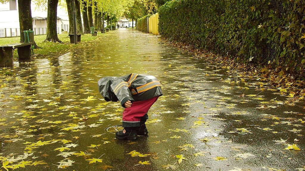 Slaba kiša i oblaci Slaba kiša i oblaci, ilustracija (Foto Freepik)