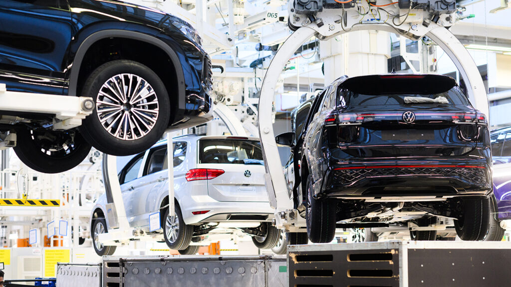 Nemačka od EU zahteva blaži raskid sa benzinskim automobilima, ilustracija (Foto Julian Stratenschulte/dpa)