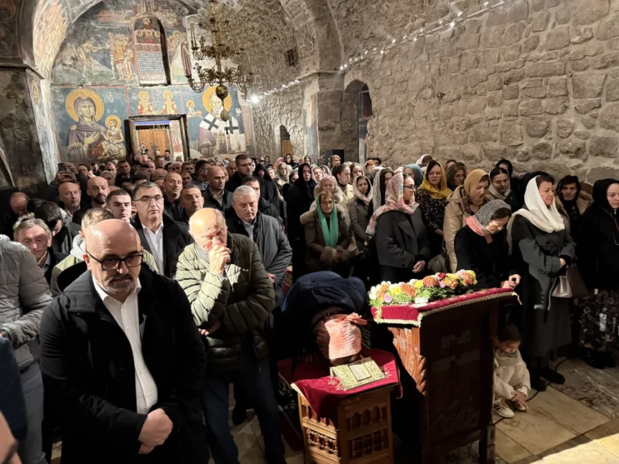 Obeležena ktitorska slava Svetog Arsenija Sremca u Pećkoj patrijaršiji Obeležena ktitorska slava Svetog Arsenija Sremca u Pećkoj patrijaršiji (Foto Radio Goraždevac)