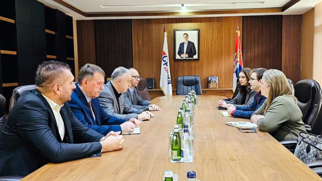 Delegacija Srpske liste razgovarala sa ambasadorima Francuske i Velike Britanije Delegacija Srpske liste razgovarala sa ambasadorima Francuske i Velike Britanije (Printskrin Instagram/Srpska lista)