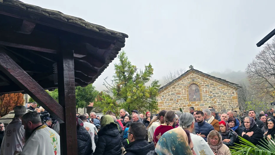Proslavljena manastirska slava Svetih Kozme i Damjana (Foto Radio Goraždevac)