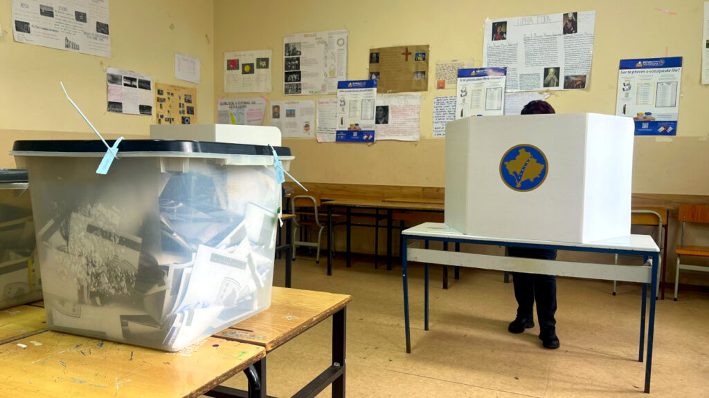Više od 70.000 birača iz dijaspore registrovano za izbore 28. decembra na Kosovu, ilustracija (Foto arhiva Kim)