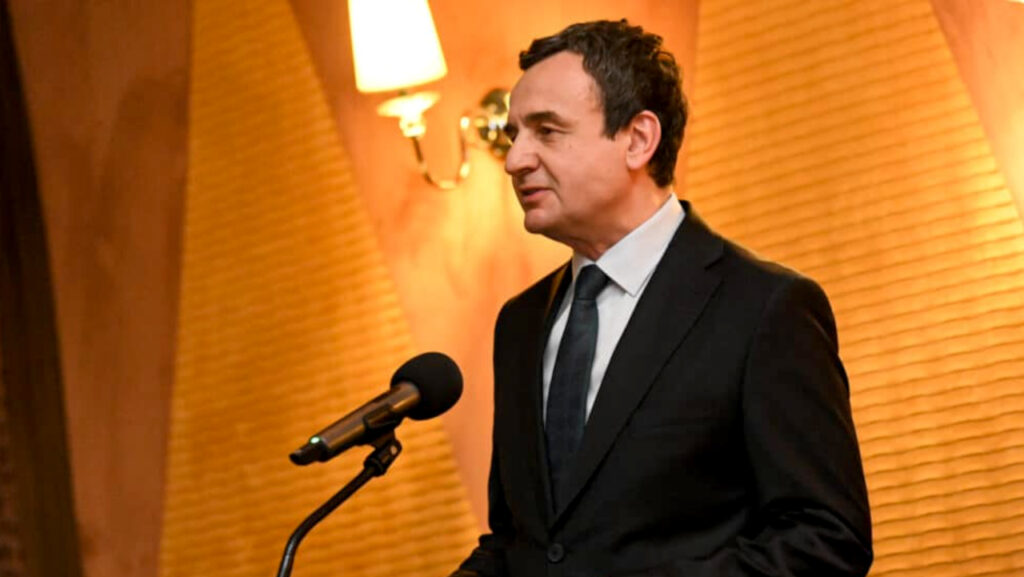 Kurti sa ambasadorima Švajcarske i Luksemburga, Osmani s ambasadorom Nemačke (Foto kabinet premijera Kosova)