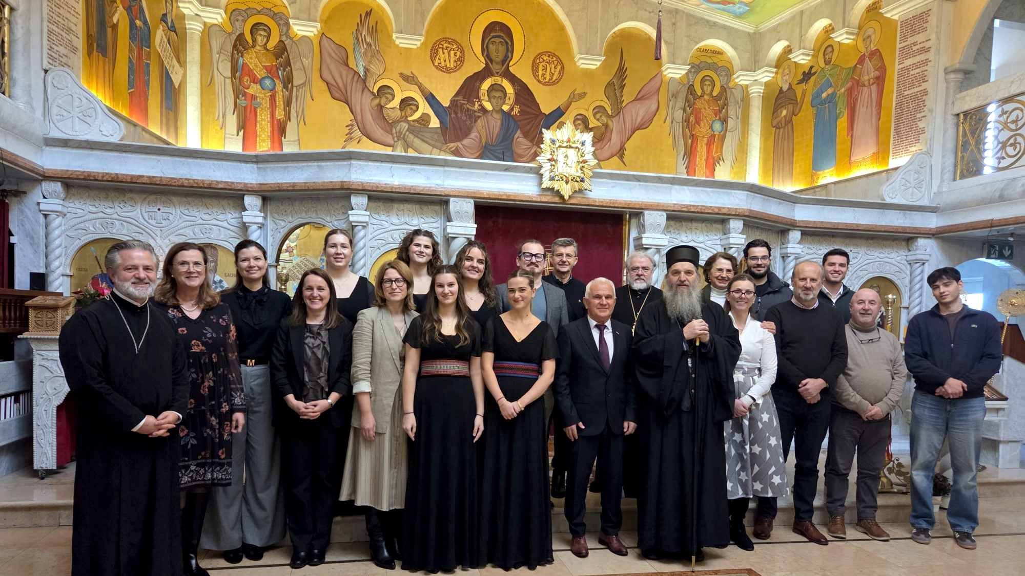 Milorad Arlov sa domaćinima u Švajcarskoj (Foto privatna arhiva, ustupljena fotografija)