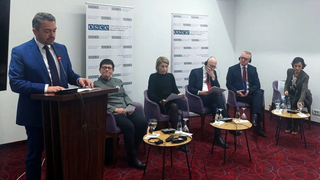 Predsedik CIK-a Radonići smatra da ima mnogo prostora za unapređenje rodne ravnopravnosti u izbornom procesu (Foto CIK)