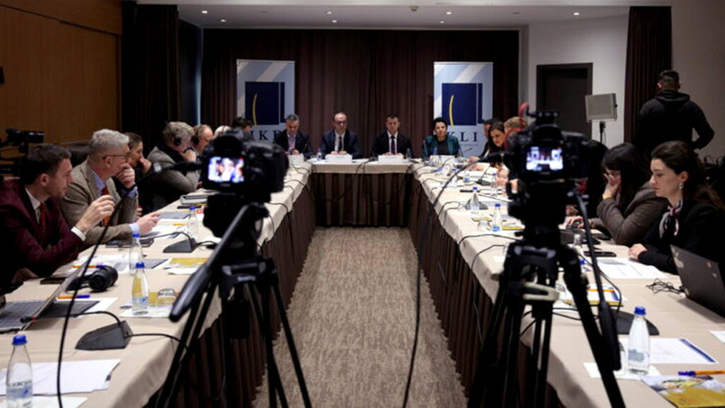 Predstavljen izveštaj o učinku pravosuđa u borbi protiv korupcije Predstavljanje izveštaja IKD-a „Pravosudni učinak u gonjenju i suđenju za korupciju“ (Foto IKD)