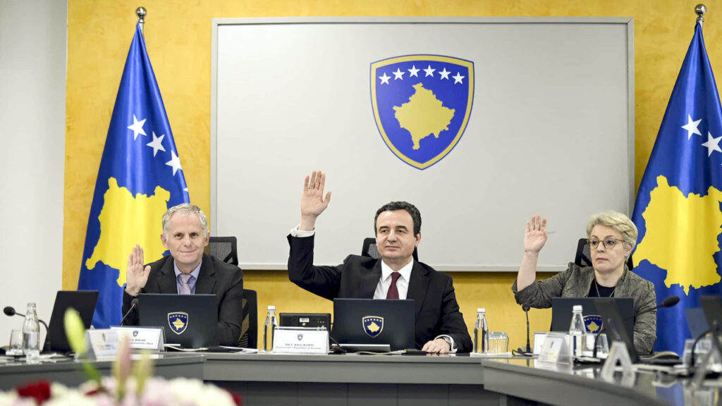 Tehnička vlada Kosova preraspodelila 4,75 miliona evra za penzije i socijalna davanja (Foto Kabinet premijera Kosova)