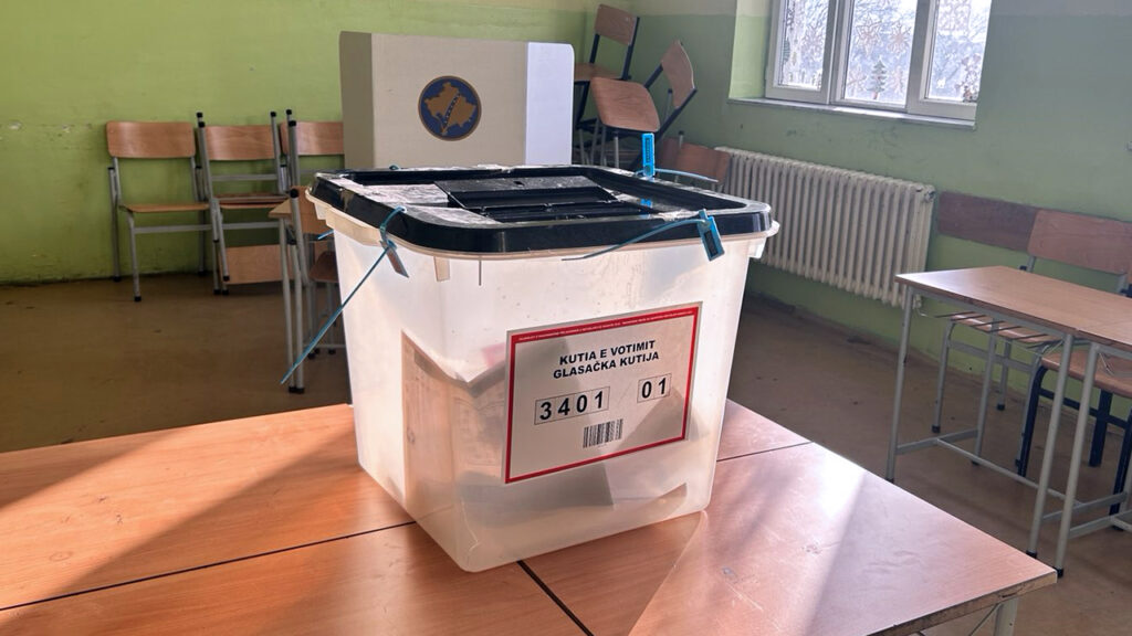 Danas počelo glasanje dijaspore putem pošte Komesarijat za izbeglice i Petković pozivaju raseljene da glasaju na kosovskim izborima