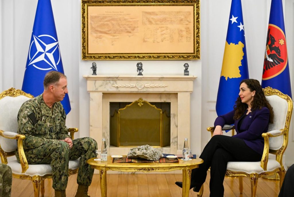 Osmani sa NATO zvaničnikom: Destabilizujuće aktivnosti i izostanak odgovornosti Srbije (Foto Kosovsko predsedništvo)