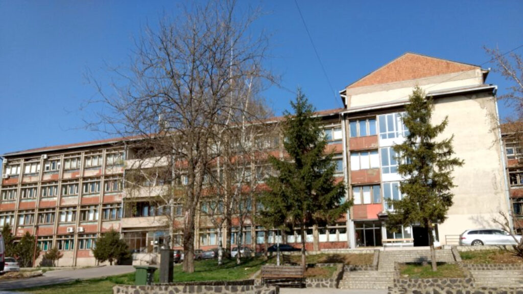 Prvorođena beba u Novoj godini u mitrovičkom porodilištu dečak Prvorođena beba u Novoj godini u KBC Kosovska Mitrovica dečak, ilustracija (Foto Radio Mitrovica sever)