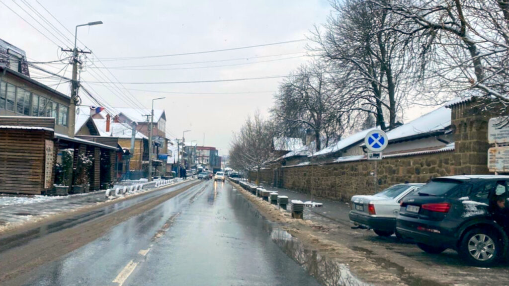 Umeren i jak mraz ujutru, tokom dana temperatura u plusu, ilustracija (Foto Kim)