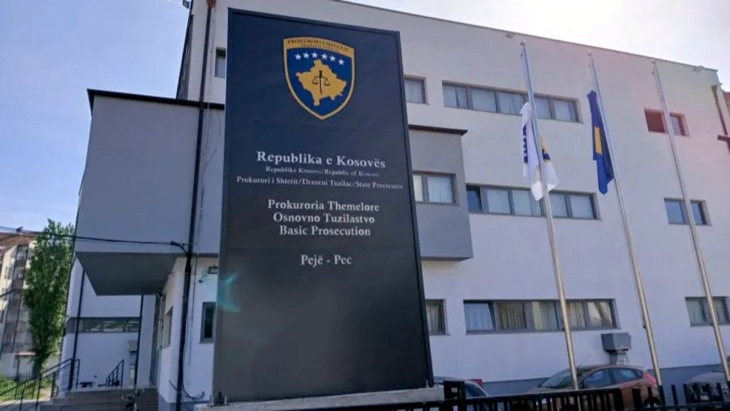 Tužilaštvo u Peći traži pritvor za dvojicu uhapšenih u Goraždevcu Osnovno tužilaštvo u Peći (Foto OT Peć)