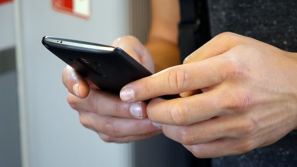 Zašto sve više ljudi ne želi da telefonira, ilsutracija (Foto Pixabay)