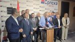 Gradonačelnici deset srpskih opština sa predstavnicima predsedništva Srpske liste (Foto Kim arhiva)