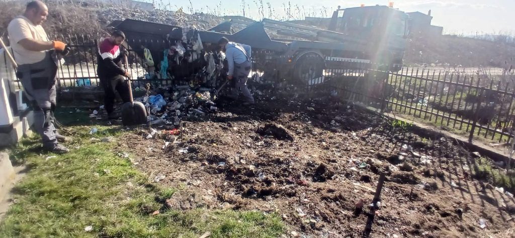 Uklonjena deponija na pravoslavnom groblju u Čaglavici (Foto Javno Komunalno Preduzeće Ekologija D.D.)