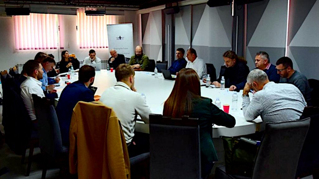 Uticaj Srbije u regionu: Između dijaloga i tenzija Detalj sa radionice „Uticaj Srbije na bezbednost i stabilnost na Zapadnom Balkanu“ (Foto NVO Aktiv)