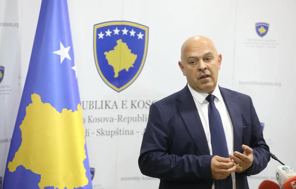 Ardian Đini i zvanično na čelu Alijanse za budućnost Kosova Ardijan Đini kandidat AAK-a za premijera (Foto Koha)
