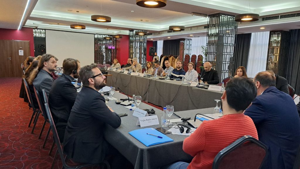 Novinari iz Srbije i sa Kosova: Neophodno jačanje saradnje i poverenja (Foto NVO Aktiv)