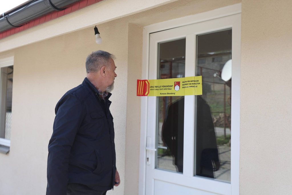 Gradonačelnik Srbice o zatvaranju ambulanti: Lekovi bez markica i sa isteklim rokom, ponovno otvaranje moguće samo uz integraciju (Foto Sami Ljuštaku)