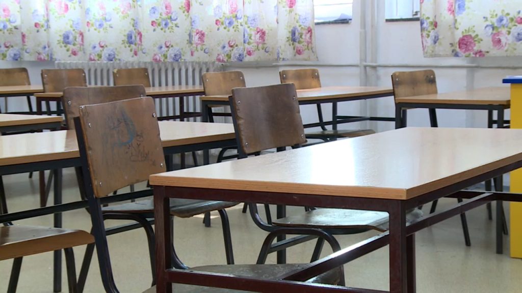 Plan upisa u srednje škole: Više od 71.000 mesta za novu generaciju učenika Plan upisa u srednje škole u Srbiji - više od 71.000 mesta za novu generaciju učenika, ilustracija (Foto N1)