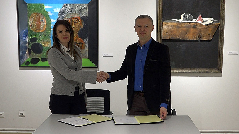 Potpisan sporazum o saradnji između Galerije umetnosti Priština i Galerije savremene umetnosti Niš (Foto Kim)