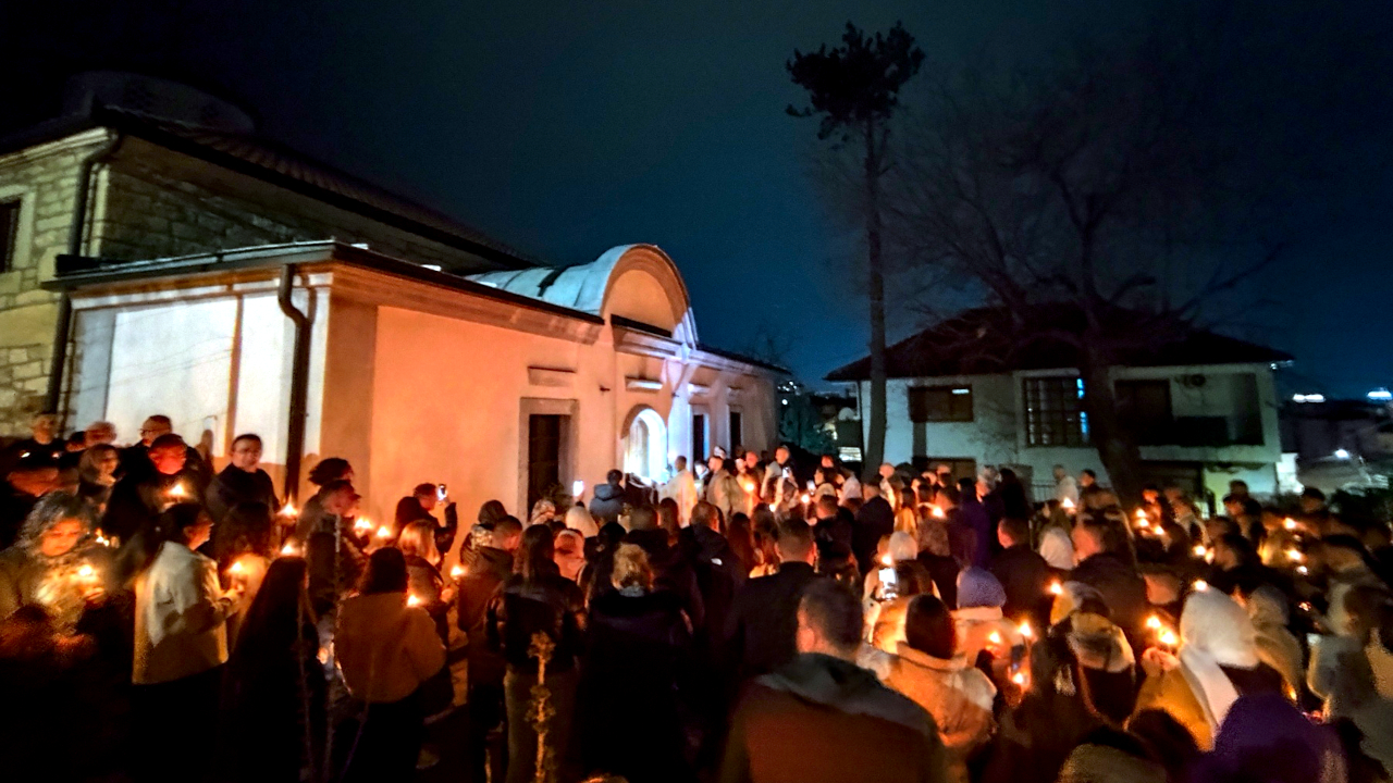 Uskrs u Prištini (Foto Kim)