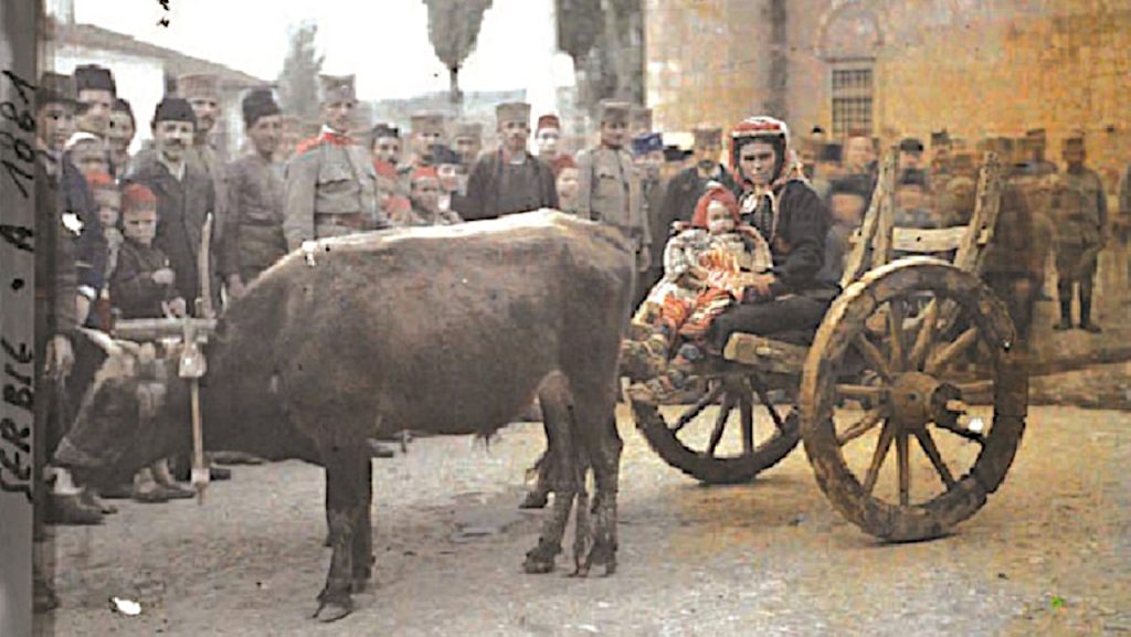 Izložba fotografija „Slike života“ Albera Kana u Prizrenu Izložba fotografija „Slike života“ Albera Kana u Prizrenu (Foto promo, Dom kulture „Gračanica“)