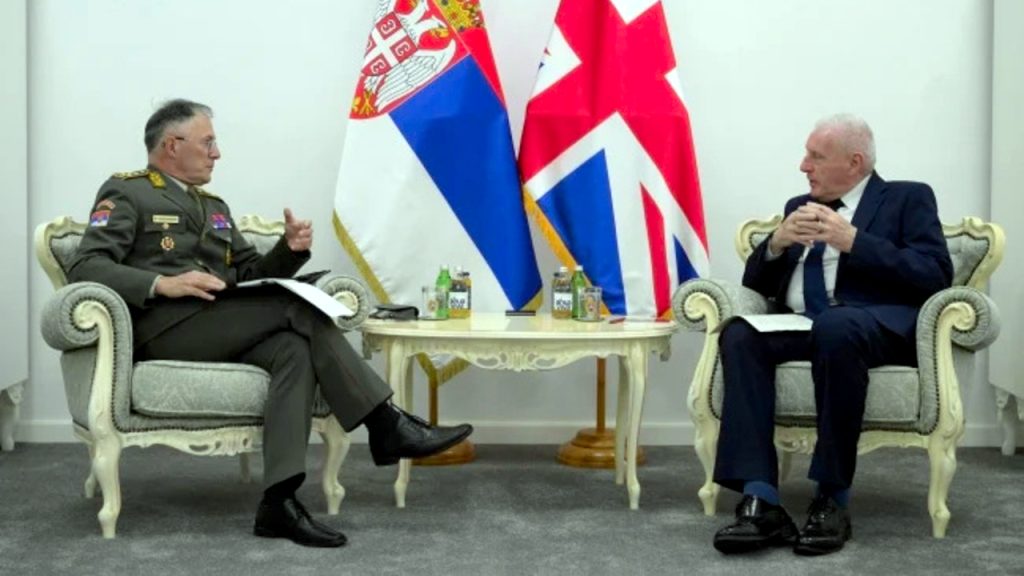 Mojsilović: KFOR jedina legitimna oružana formacija na Kosovu KFOR jedina legitimna oružana formacija na Kosovu, poručio Milan Mojsilović tokom sastanka sa lordom Koukerom (Foto Beta)