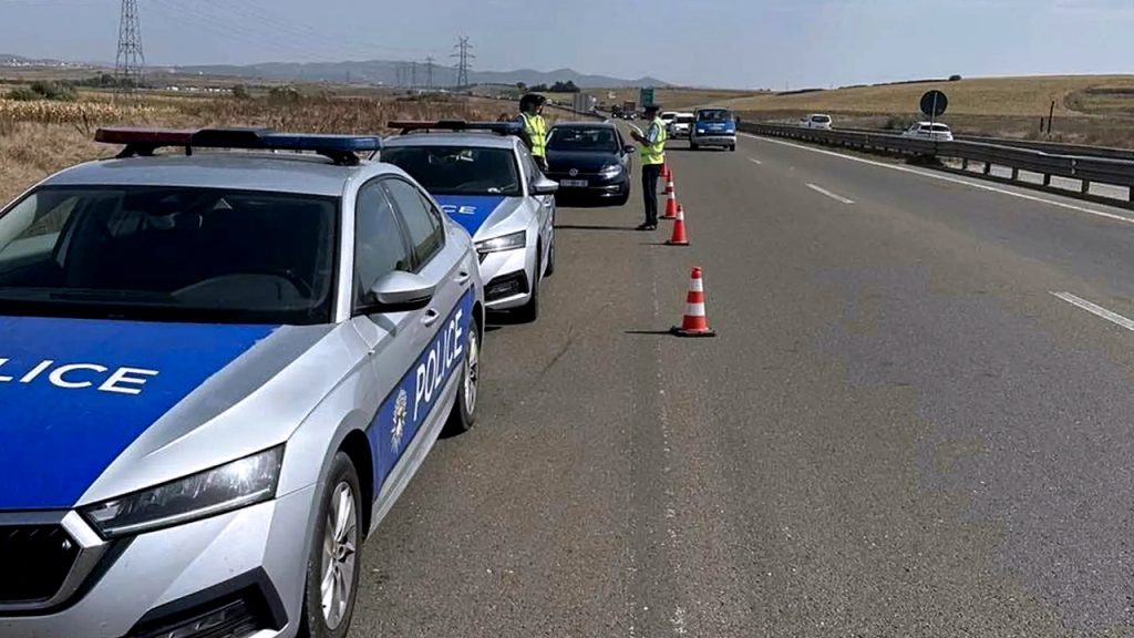 Dve žrtve saobraćajnih nezgoda: Žena poginula na autoputu, muškarac preminuo od posledica povreda Dve žrtve saobraćajnih nezgoda na Kosovu tokom vikenda, ilustracija (Foto arhiva Kim)