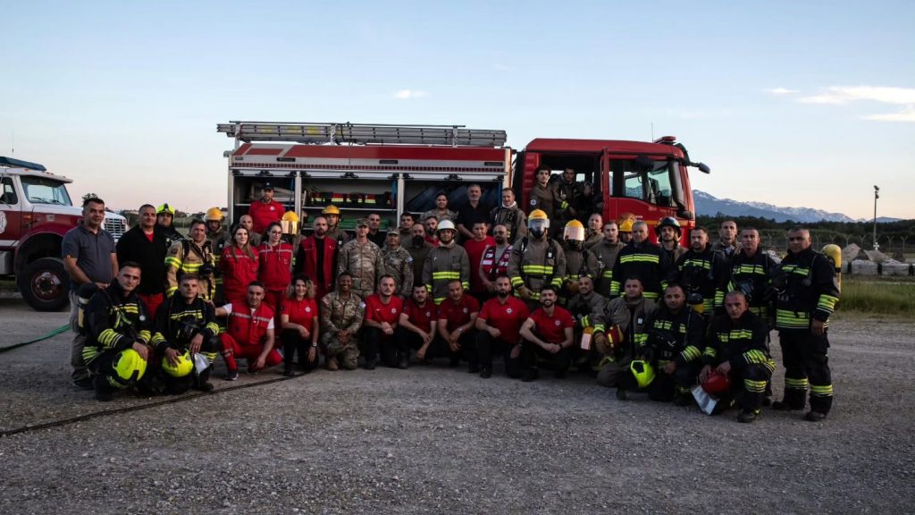 KFOR i lokalne službe održali zajedničku vežbu u kampu Bondstil KFOR i lokalne službe održali zajedničku vežbu u kampu Bondstil (Foto KFOR)