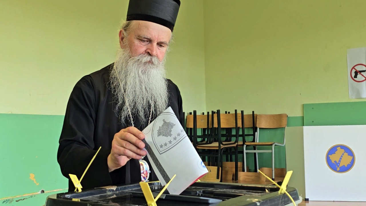 Glasao mitropolit Teodosije (Foto Kim)