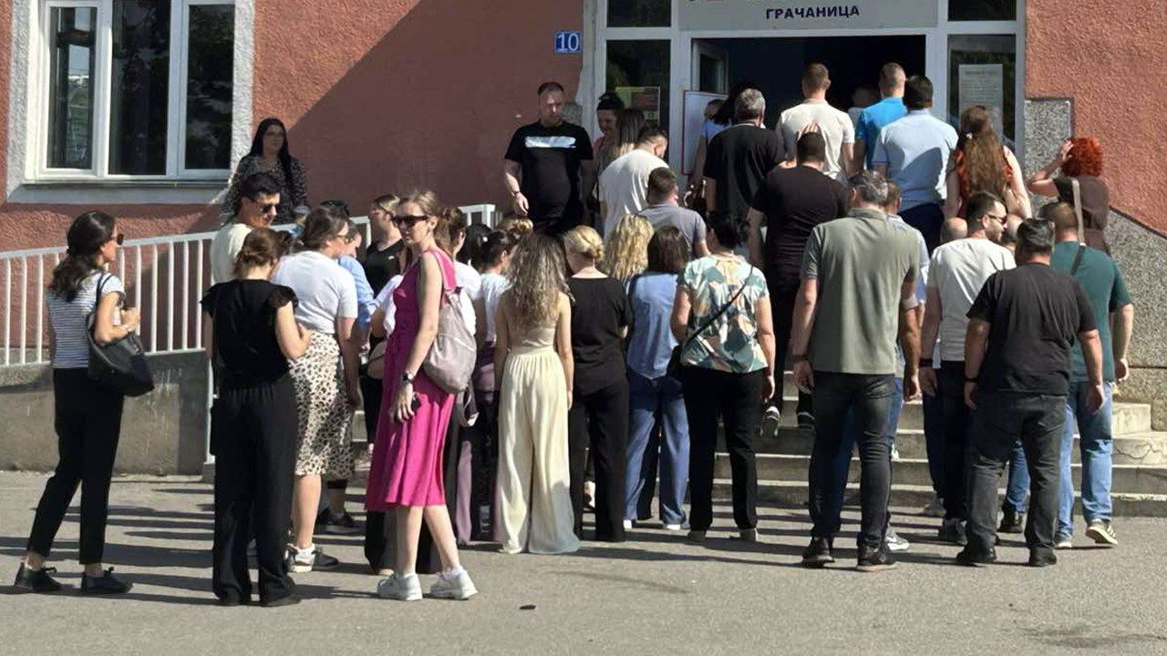 Organizovano na glasanje (Foto Kim)
