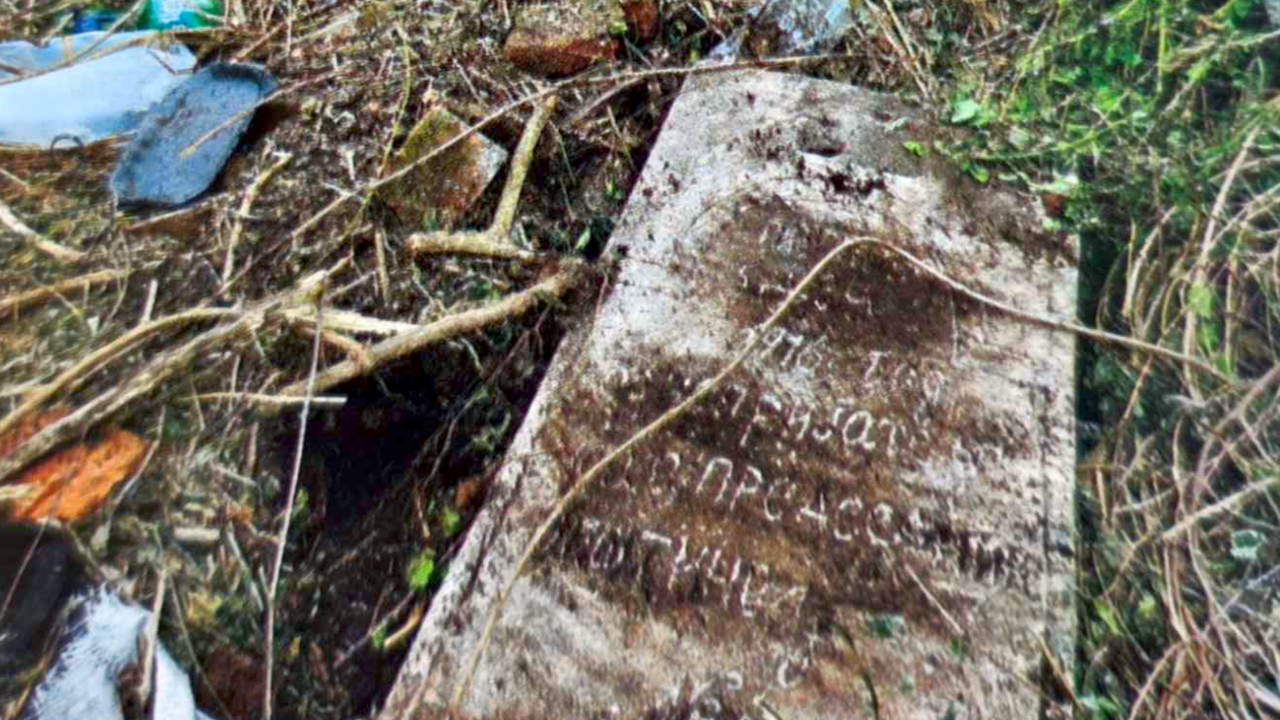 Spomenik predsednika opštine nerodimske snimljen 2024 godine (Foto Živojin Rakočević)