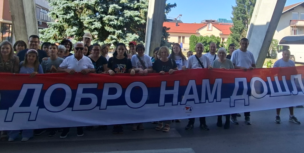 Grupa dece i mladih sa poteškoćama u razvoju iz Severne Mitrovice stiglo u Prijedor